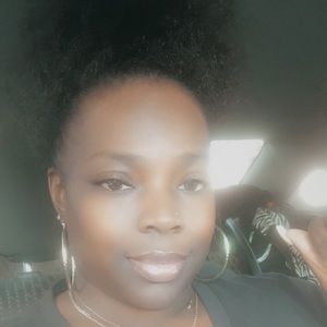 Meet your Posher, Vicky